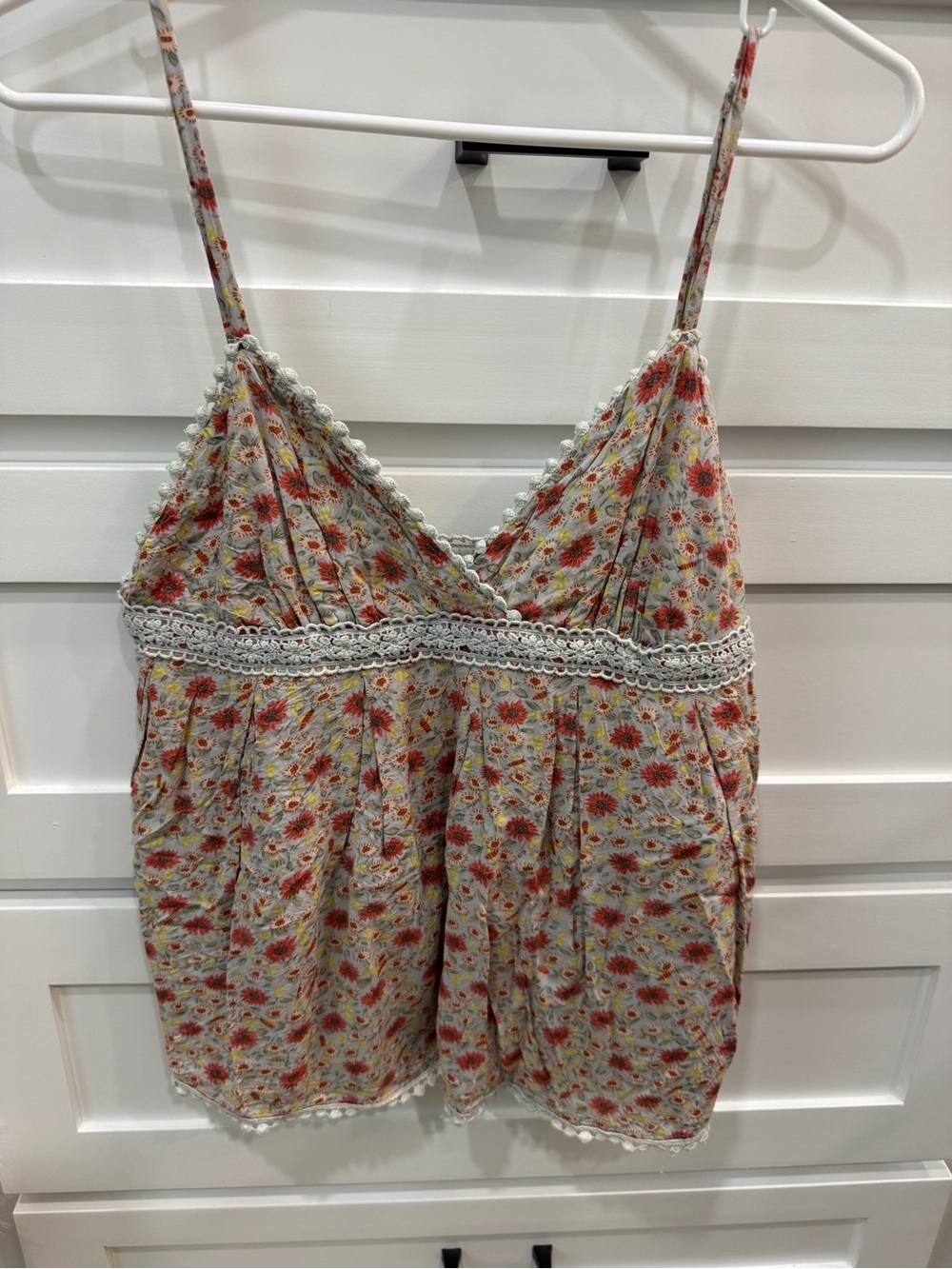 Forever 21 Floral Lace-Trim Spaghetti Strap Cami - Cream/Red